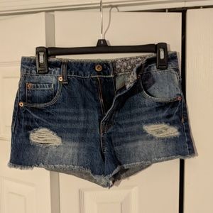 High waisted ripped jean shorts